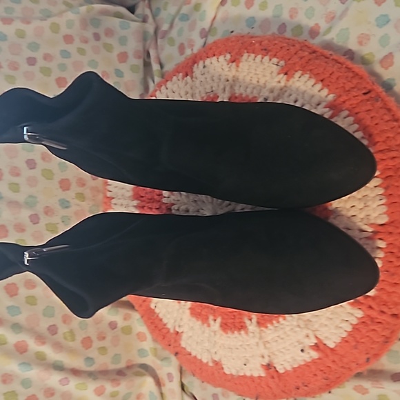 EUC Michael Shannon booties - Picture 2 of 6